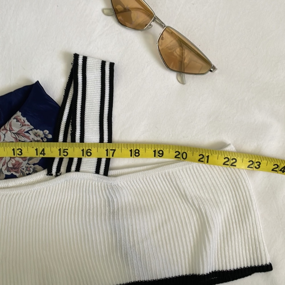Banana Republic Knit Tank Top - Picture 5 of 11